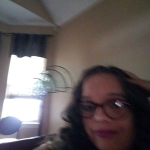 Meet your Posher, Millee